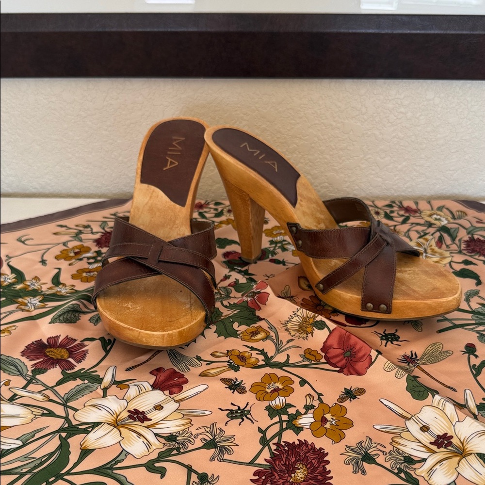 MIA Women's Dark Brown Leather Heeled Sandals